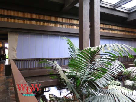 The view from the upper floor is not completely blocked; only two sides have been walled thus far.  This is the wall opposite Kona Cafe, in the Tambu Lounge.